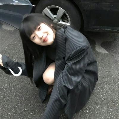 暗红