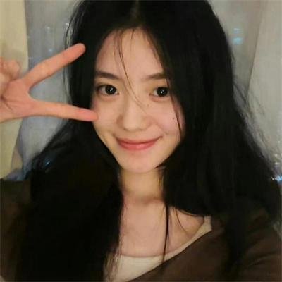 诺娜和埃斯特